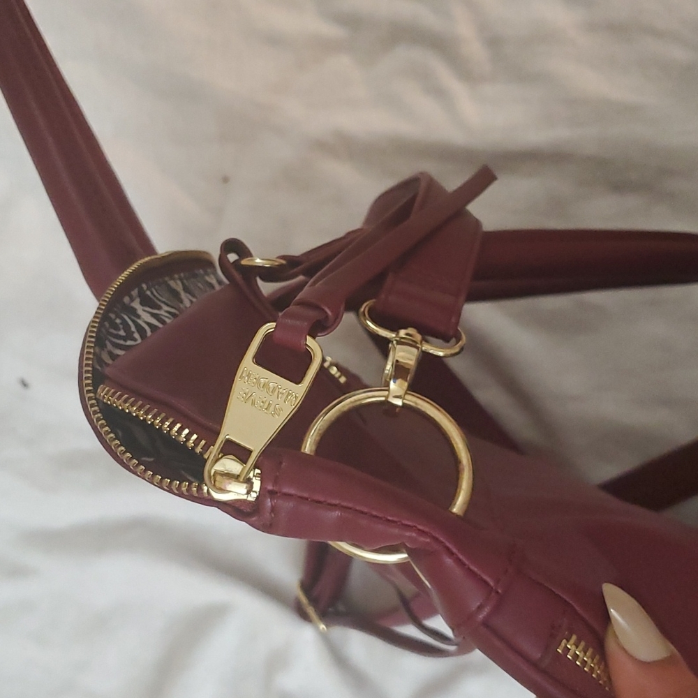 Steve Madden Burgundy purse - Picture 9 of 12